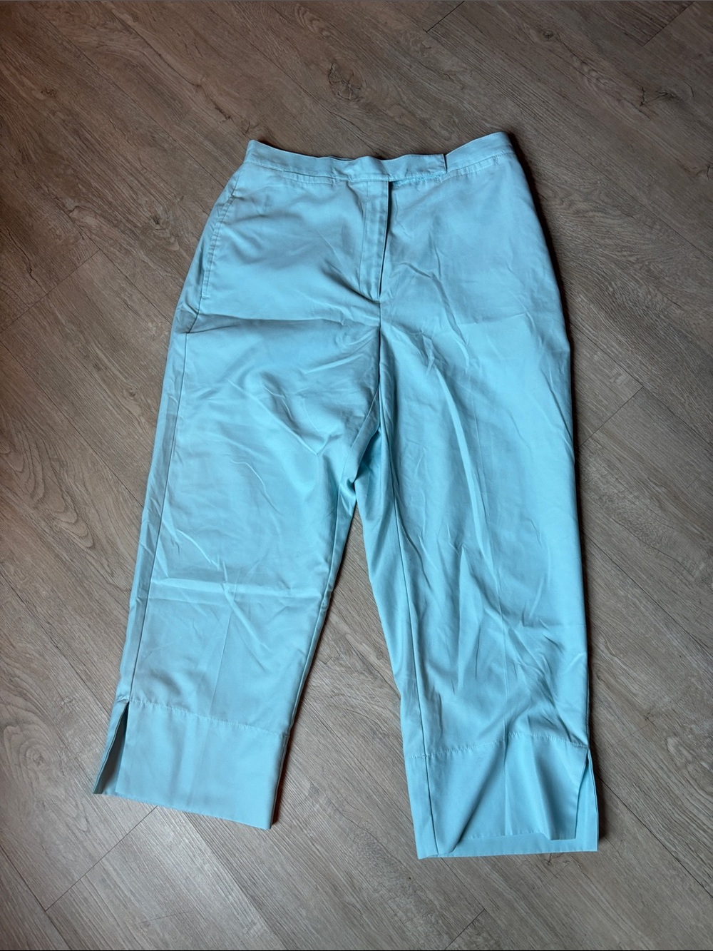 Liz Claiborne Light Blue Cropped Chinos